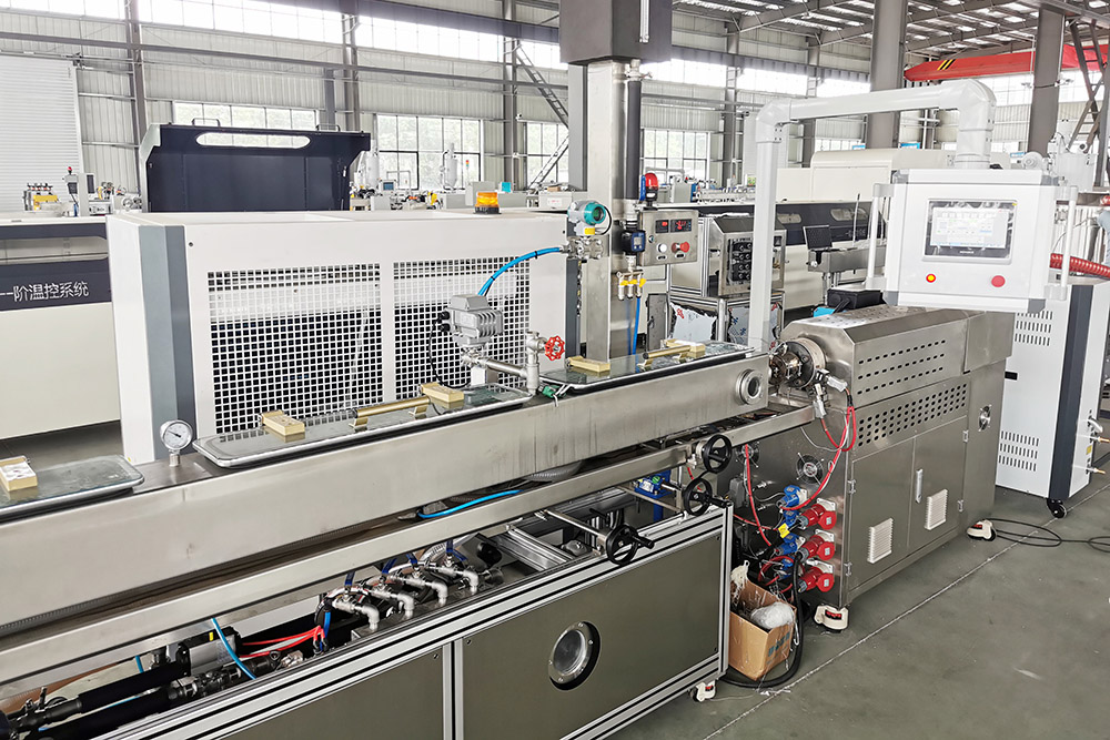 High Precision Medical PU Tube Extrusion Line (3)