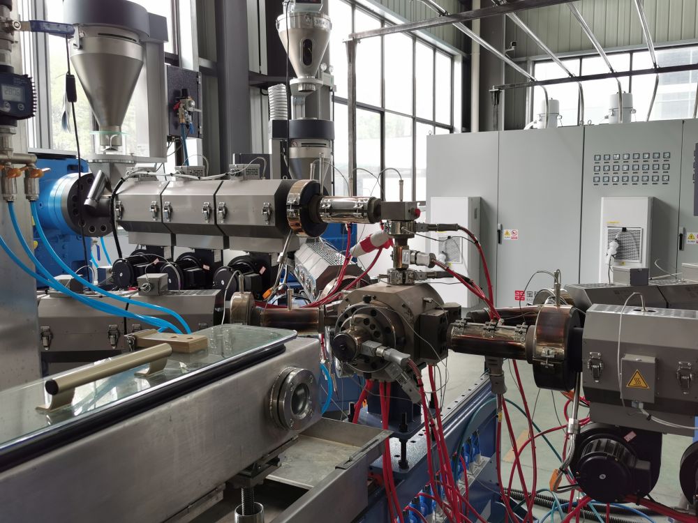 Nylon multilayer pipe extrusion line 2